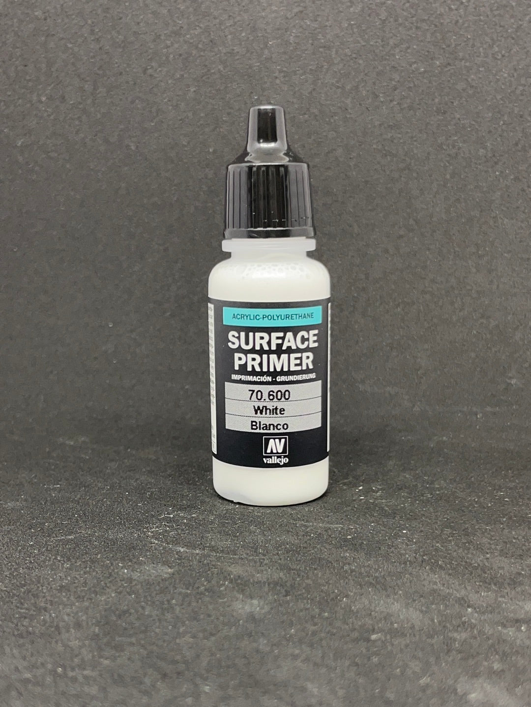 Vallejo Surface Primer 17ML 70600 White