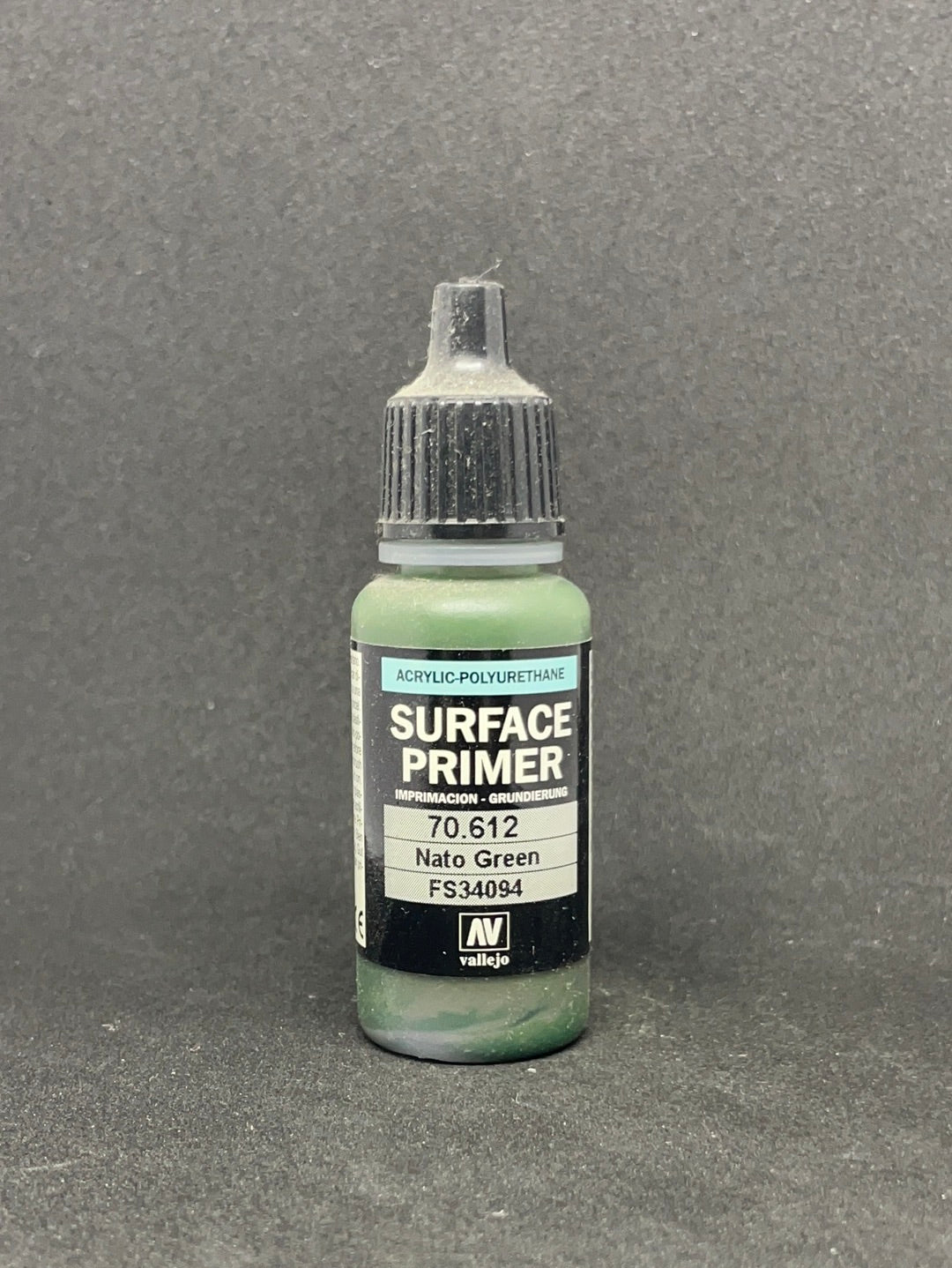 Vallejo Surface Primer 17ML 70612 NATO Green